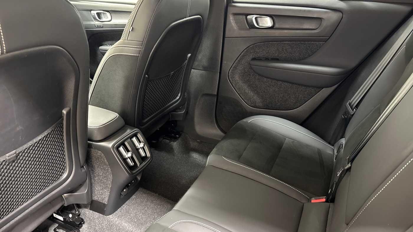 Used Volvo XC40 2025 for sale - 76377679: Photo 14