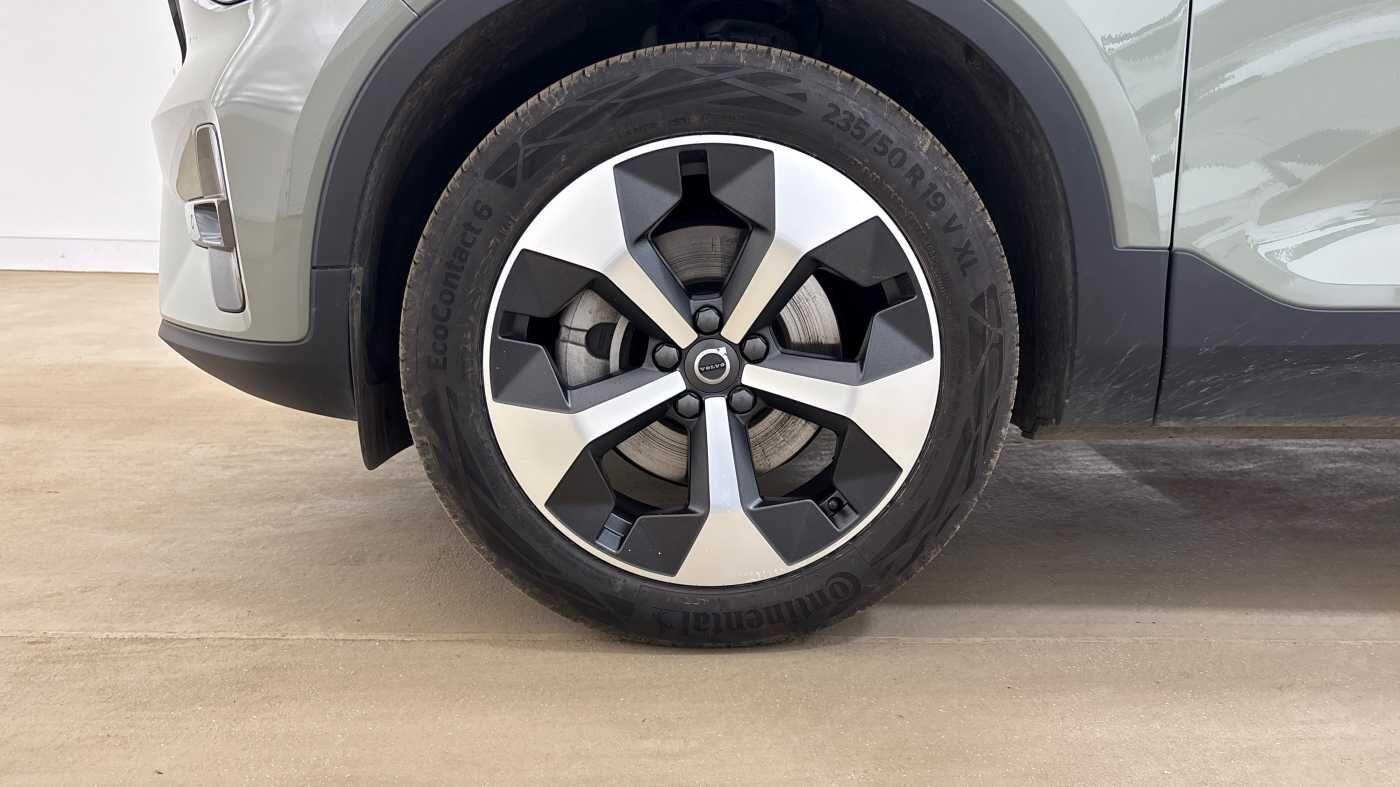 Used Volvo XC40 2025 for sale - 76377679: Photo 17