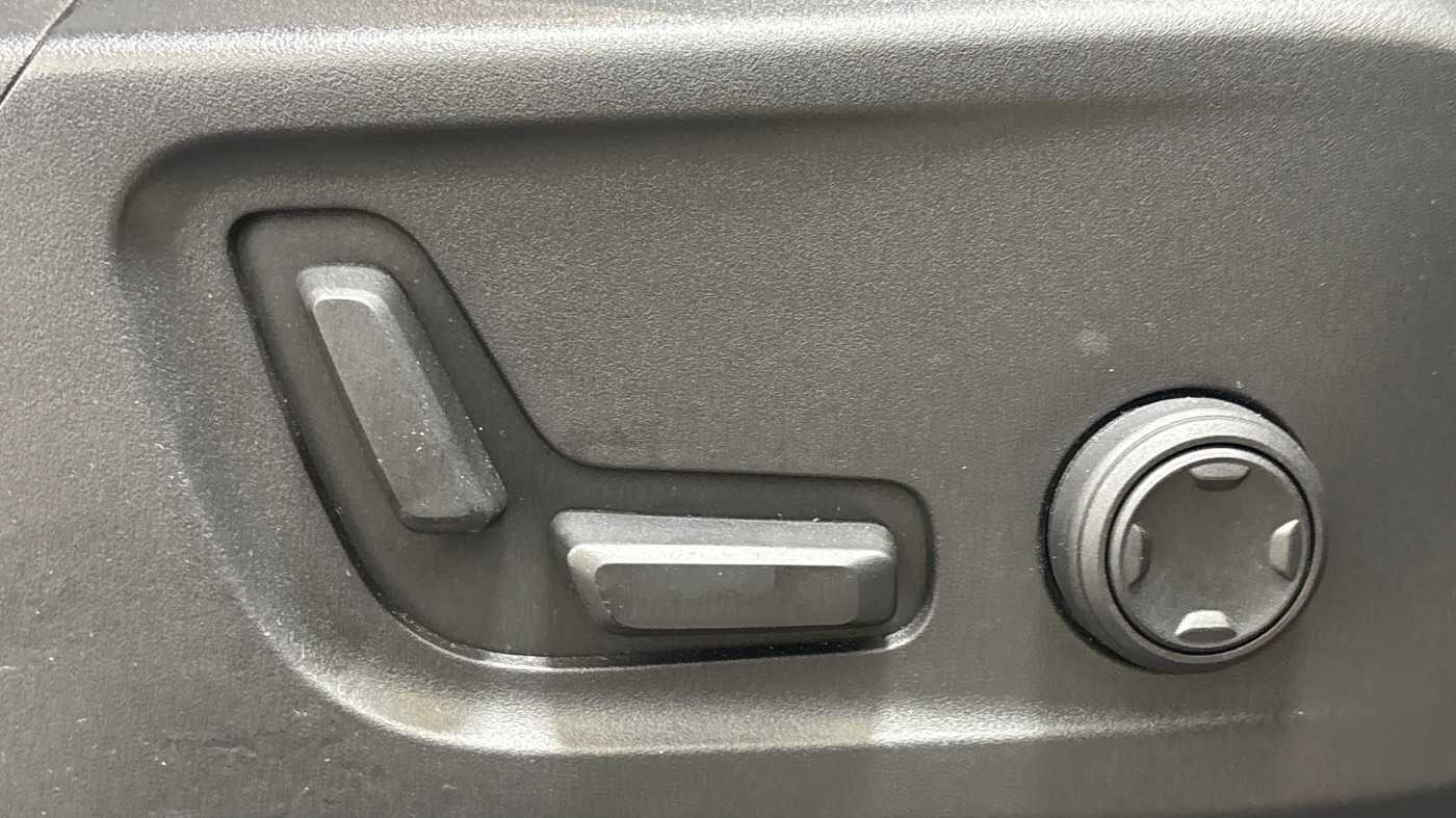 Used Volvo XC40 2025 for sale - 76377679: Photo 28