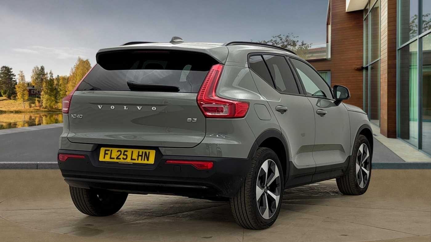 Used Volvo XC40 2025 for sale - 76377679: Photo 4