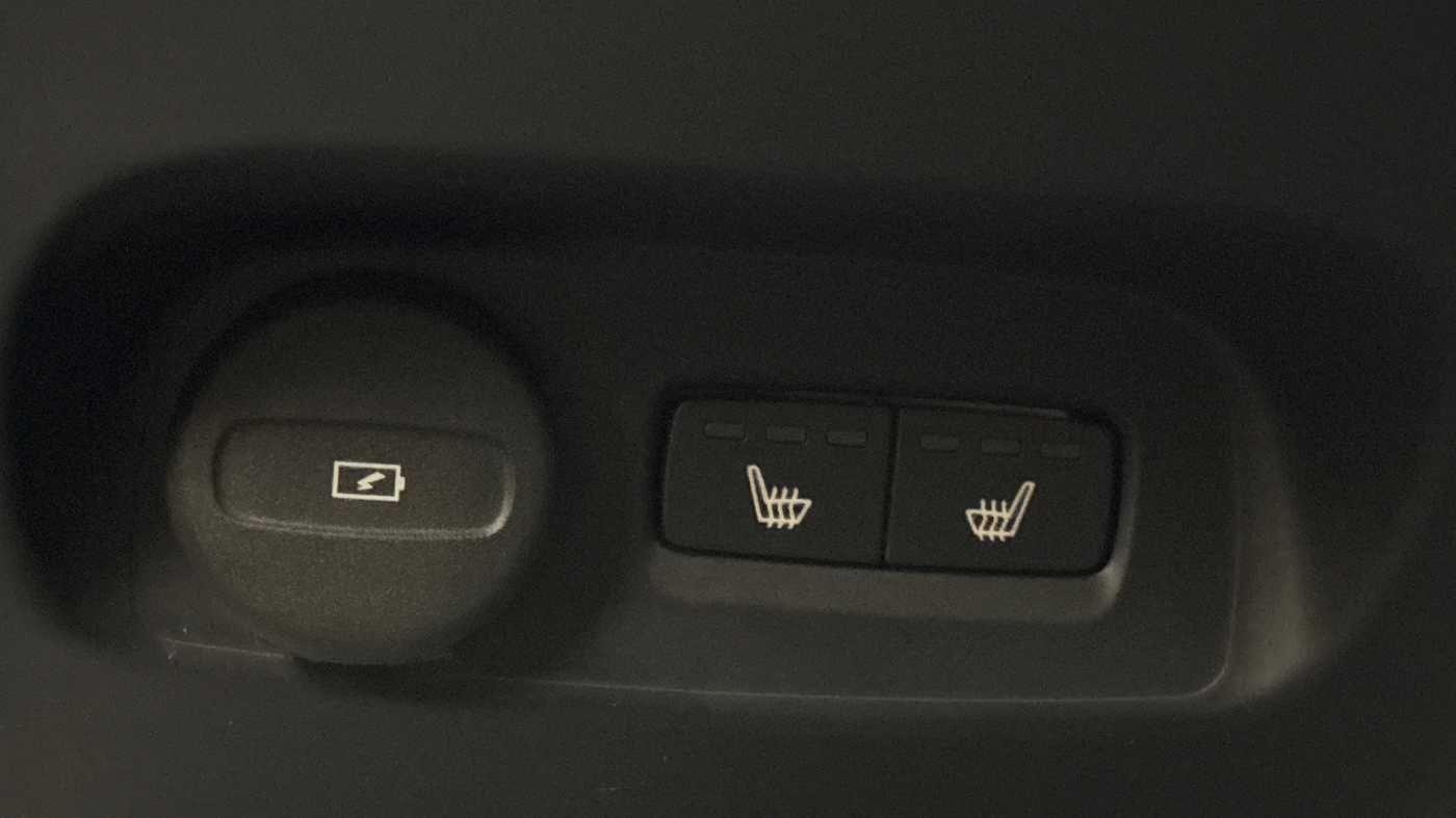 Used Volvo XC40 2025 for sale - 77646440: Photo 17