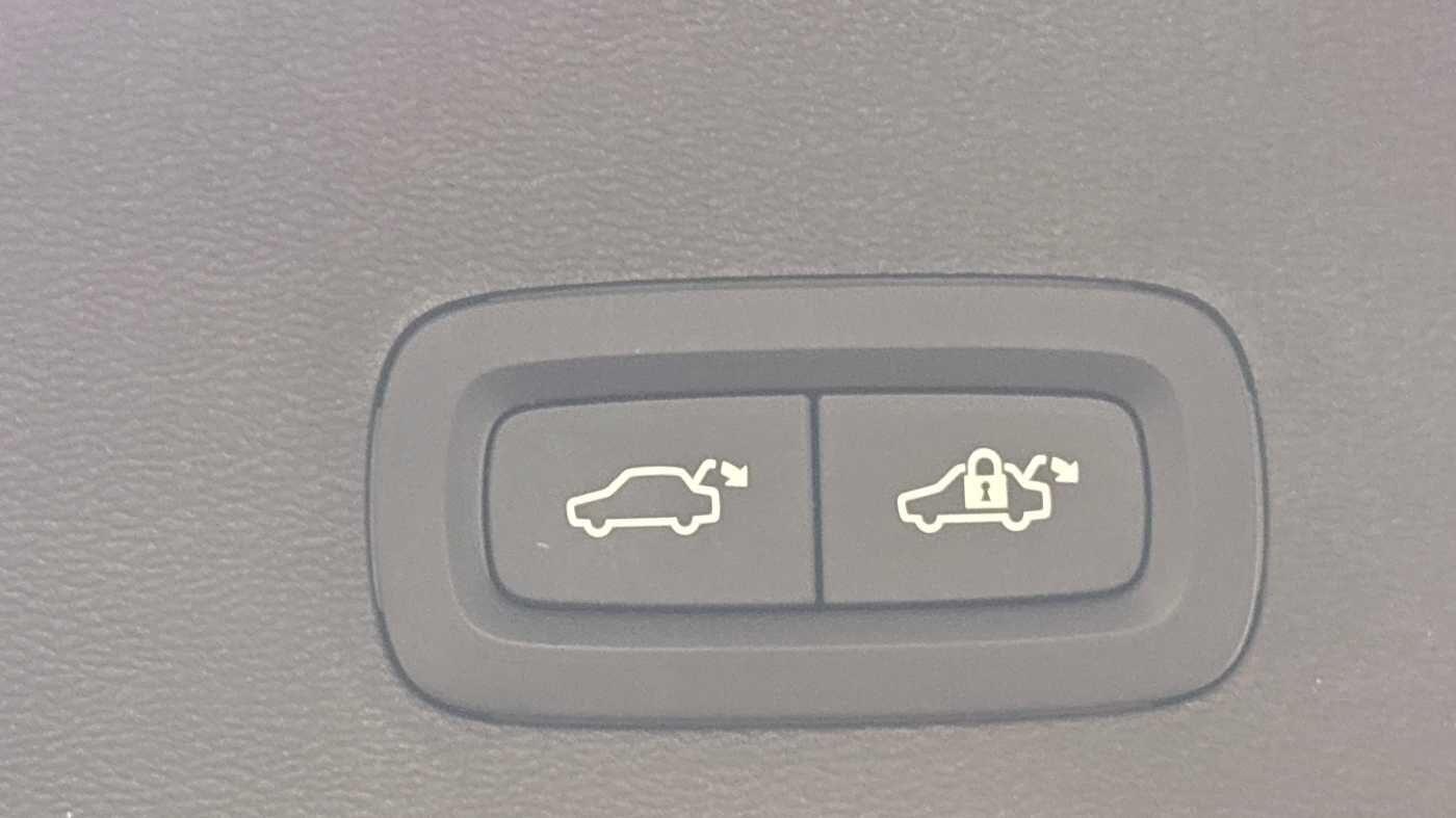 Used Volvo XC40 2025 for sale - 77646440: Photo 19