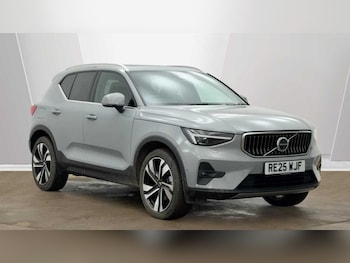 2025 (25) - Ultra Bright B4 (197 hp) 5-Door