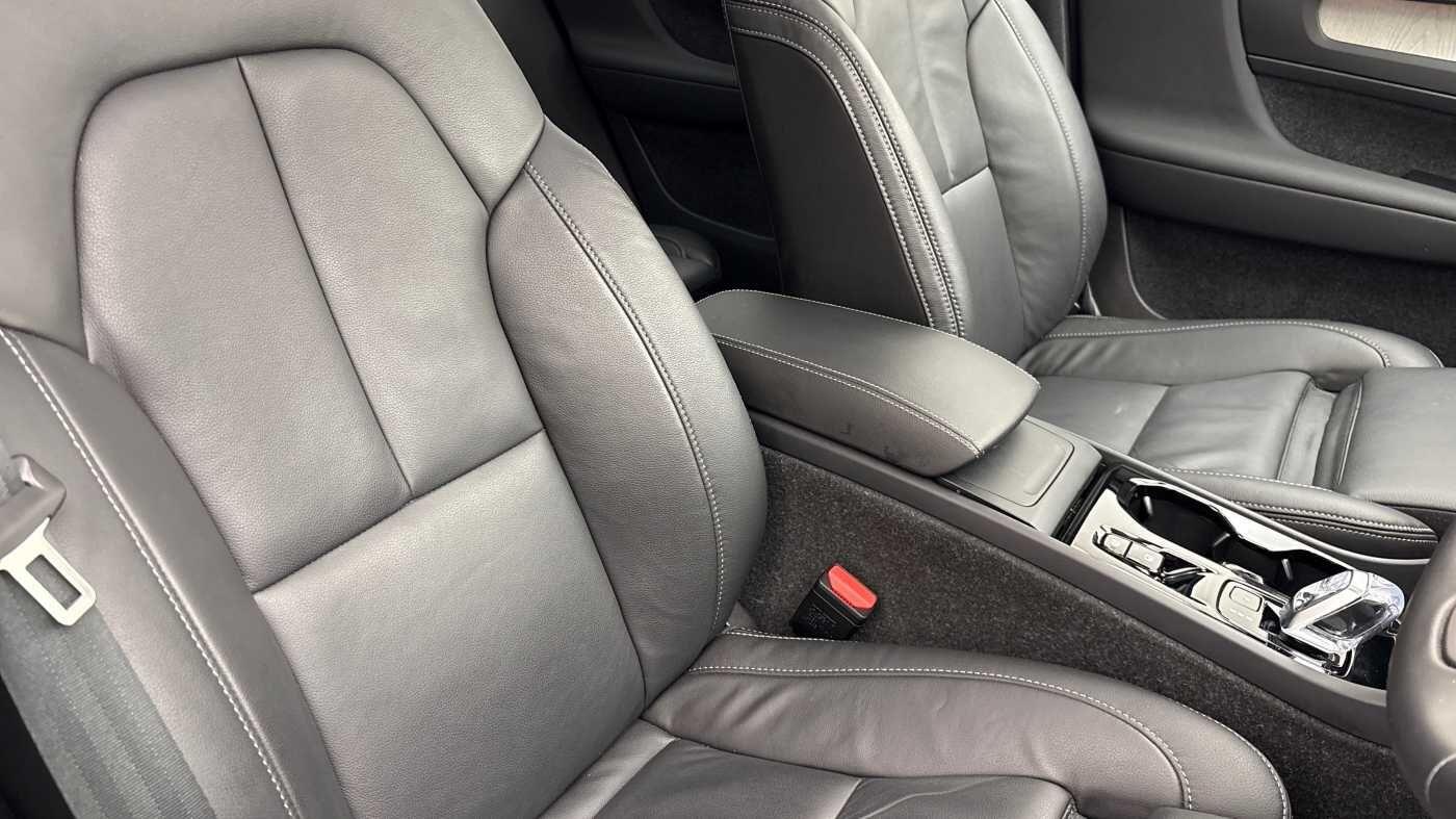 Used Volvo XC40 2025 for sale - 77646440: Photo 29