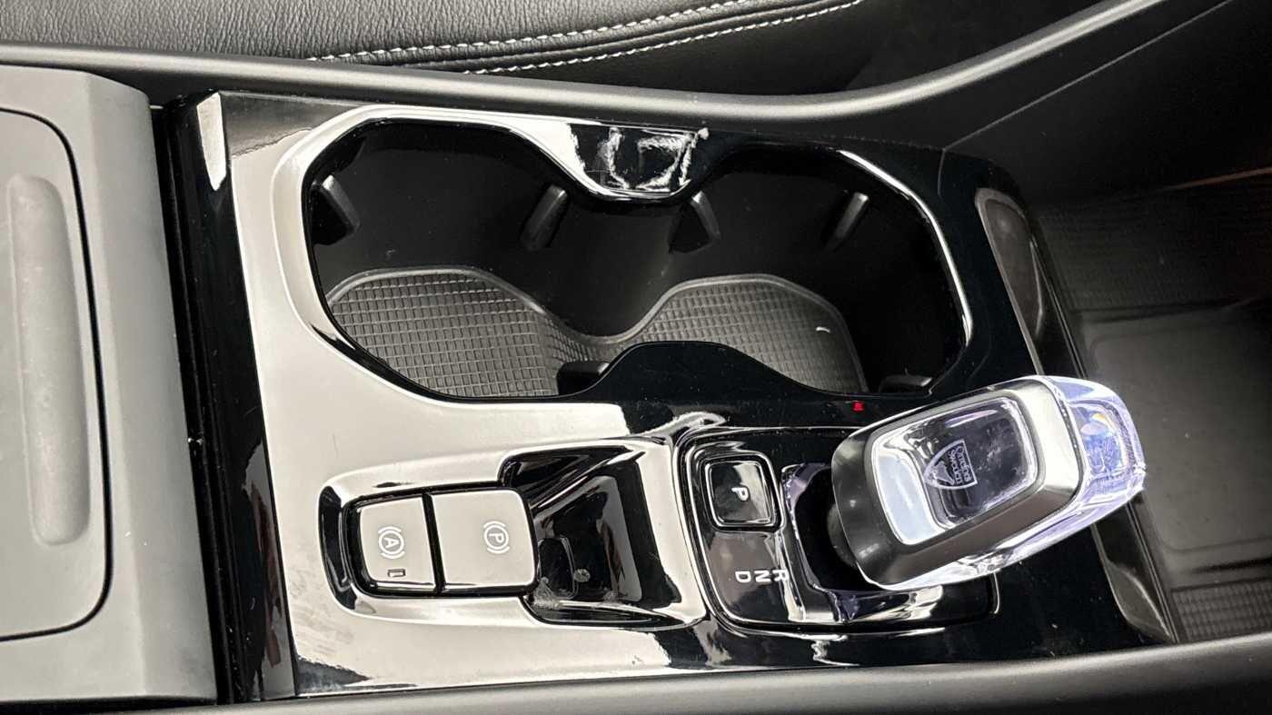 Used Volvo XC40 2025 for sale - 77646440: Photo 32