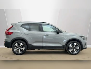 Used Volvo XC40 2025 for sale - 79374553: Photo