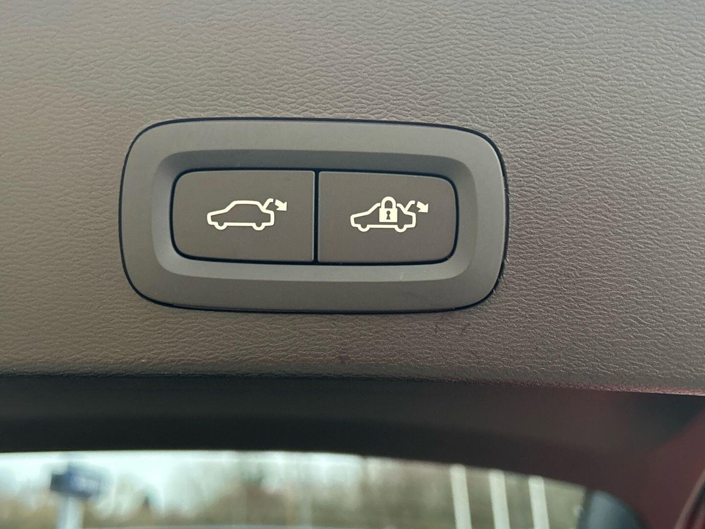 Used Volvo XC40 2025 for sale - 77074483: Photo 33