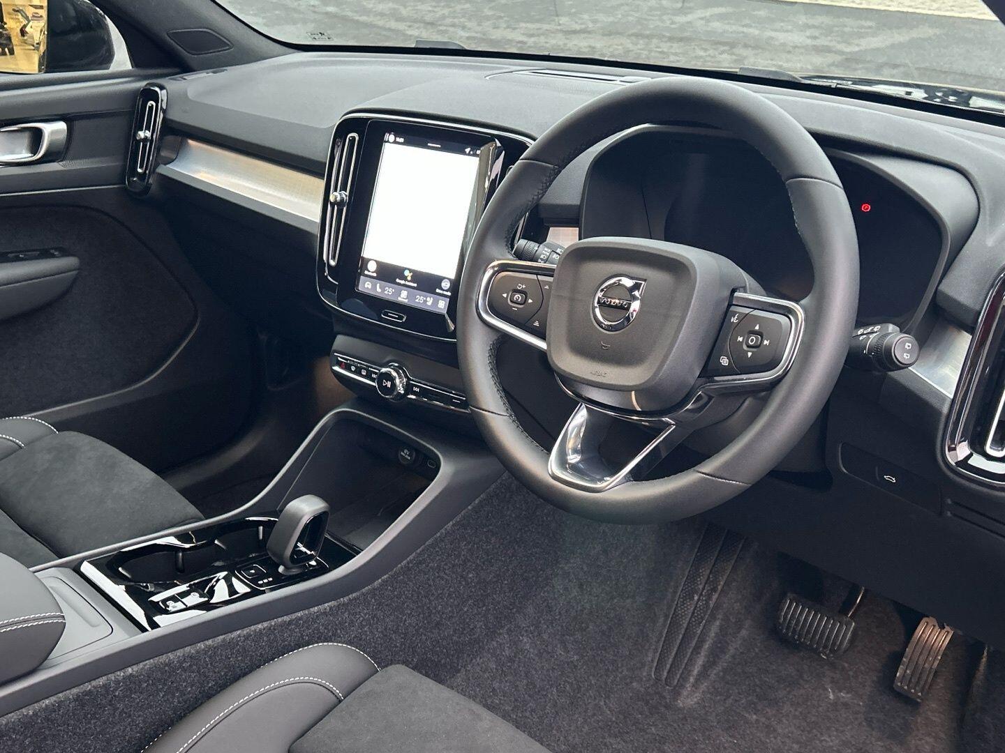 Used Volvo XC40 2025 for sale - 77074483: Photo 6