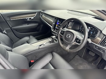 Used Volvo V90 2020 for sale - 78740975: Photo