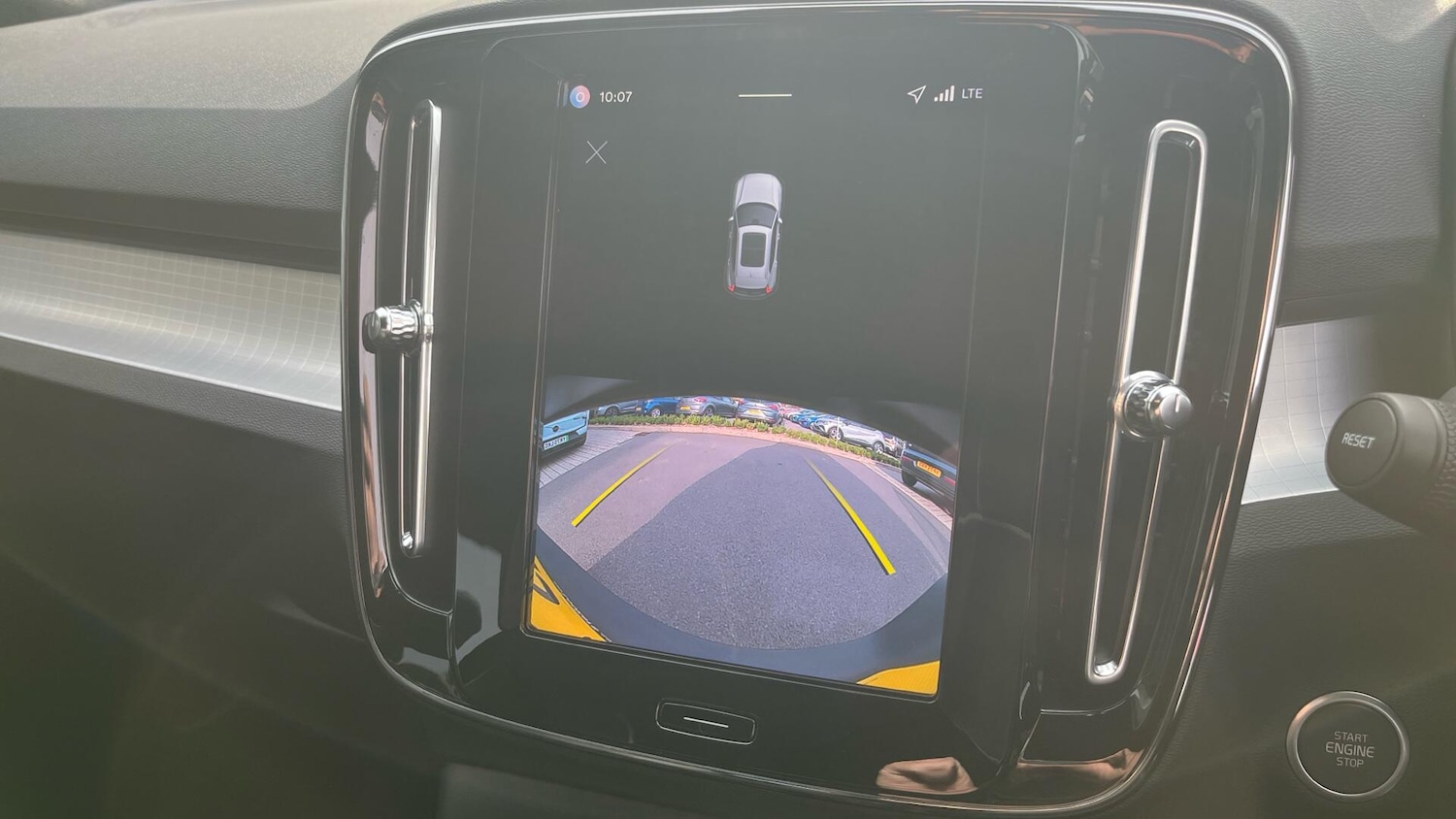 Used Volvo XC40 2025 for sale - 76824345: Photo 17