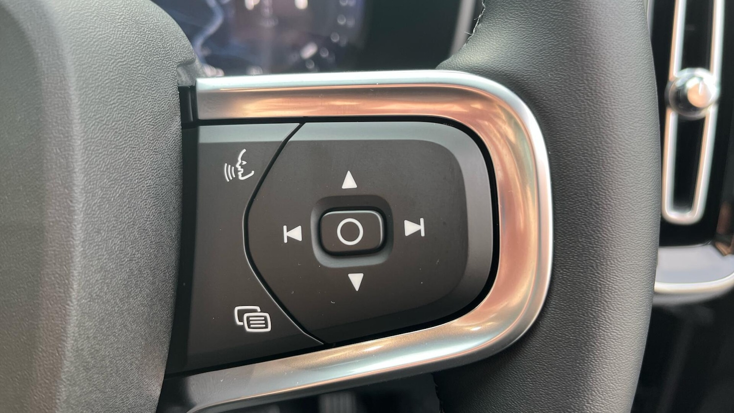 Used Volvo XC40 2025 for sale - 76824345: Photo 20