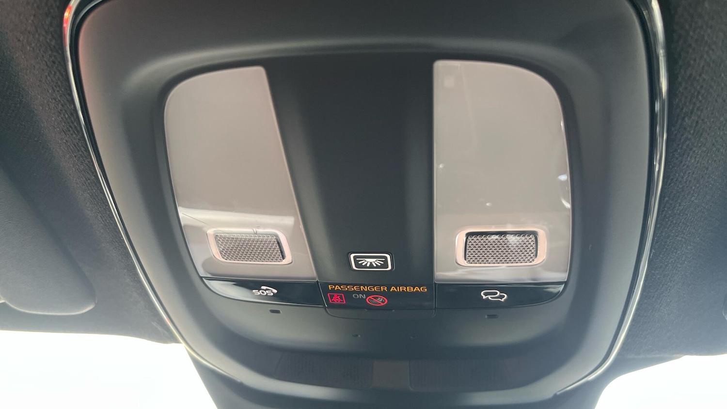 Used Volvo XC40 2025 for sale - 76824345: Photo 26