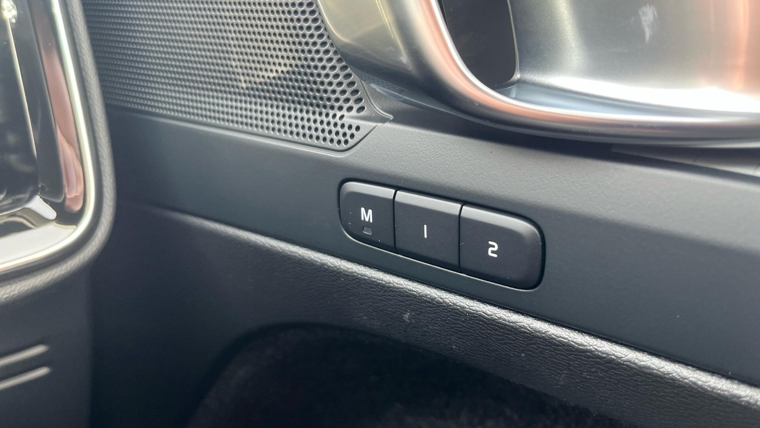 Used Volvo XC40 2025 for sale - 76824345: Photo 28