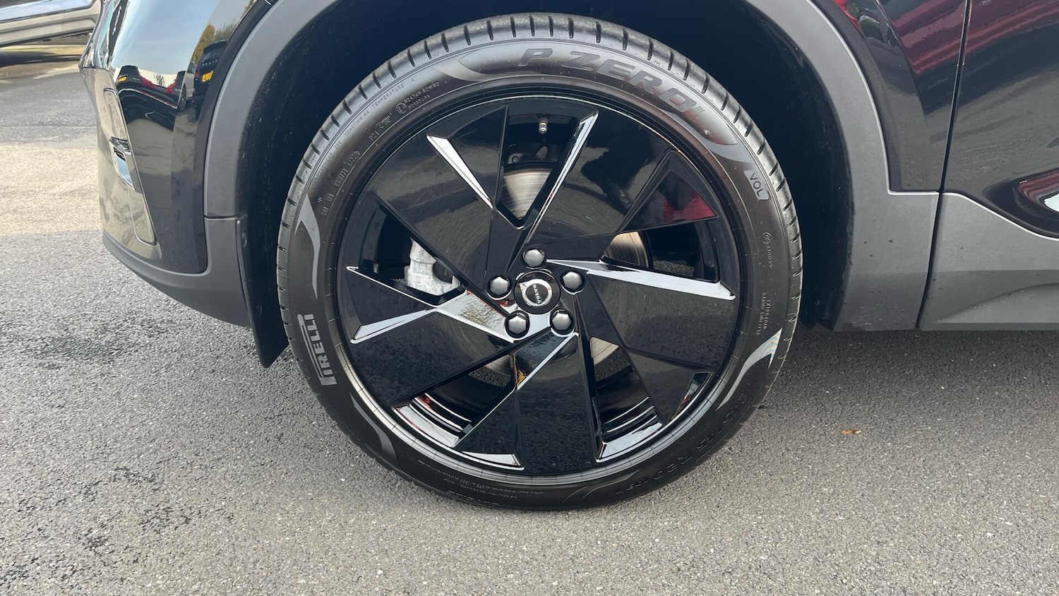 Used Volvo XC40 2025 for sale - 76824345: Photo 34