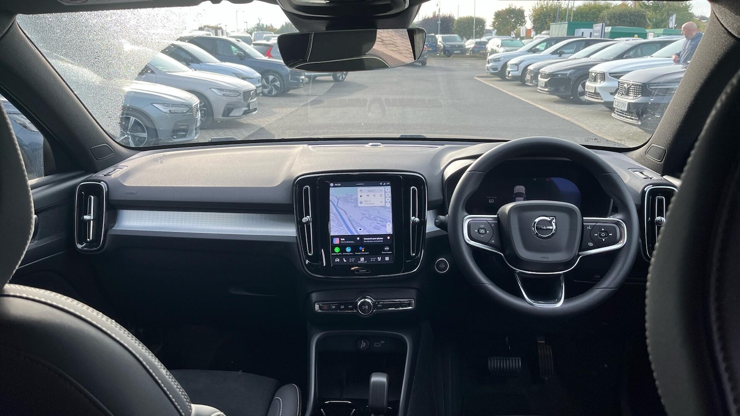 Used Volvo XC40 2025 for sale - 76824345: Photo 5