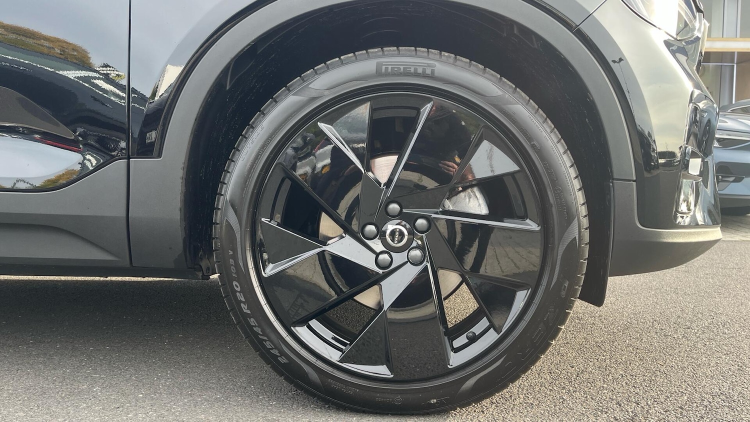 Used Volvo XC40 2025 for sale - 76824345: Photo 9