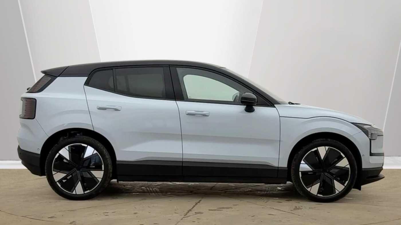 Used Volvo EX30 for sale - 78136069: Photo 2