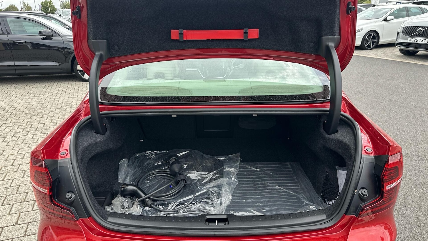 Used Volvo S60 for sale - 77190364: Photo 14