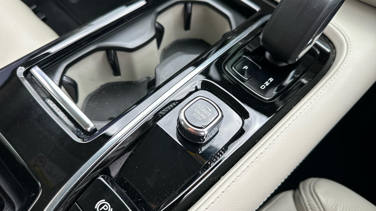 Used Volvo S60 for sale - 77190364: Photo 28