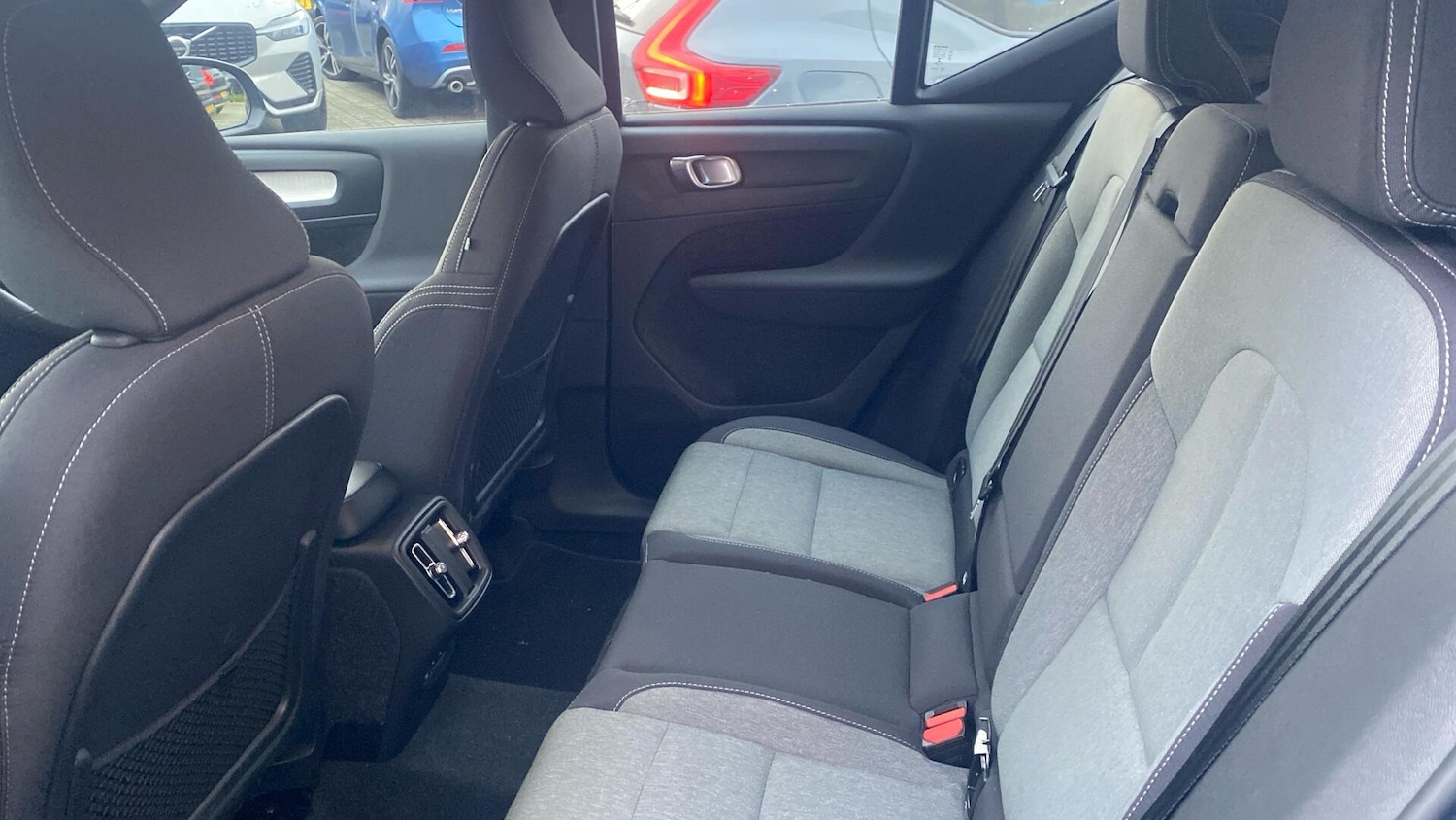 Used Volvo XC40 2022 for sale - 77304866: Photo 32