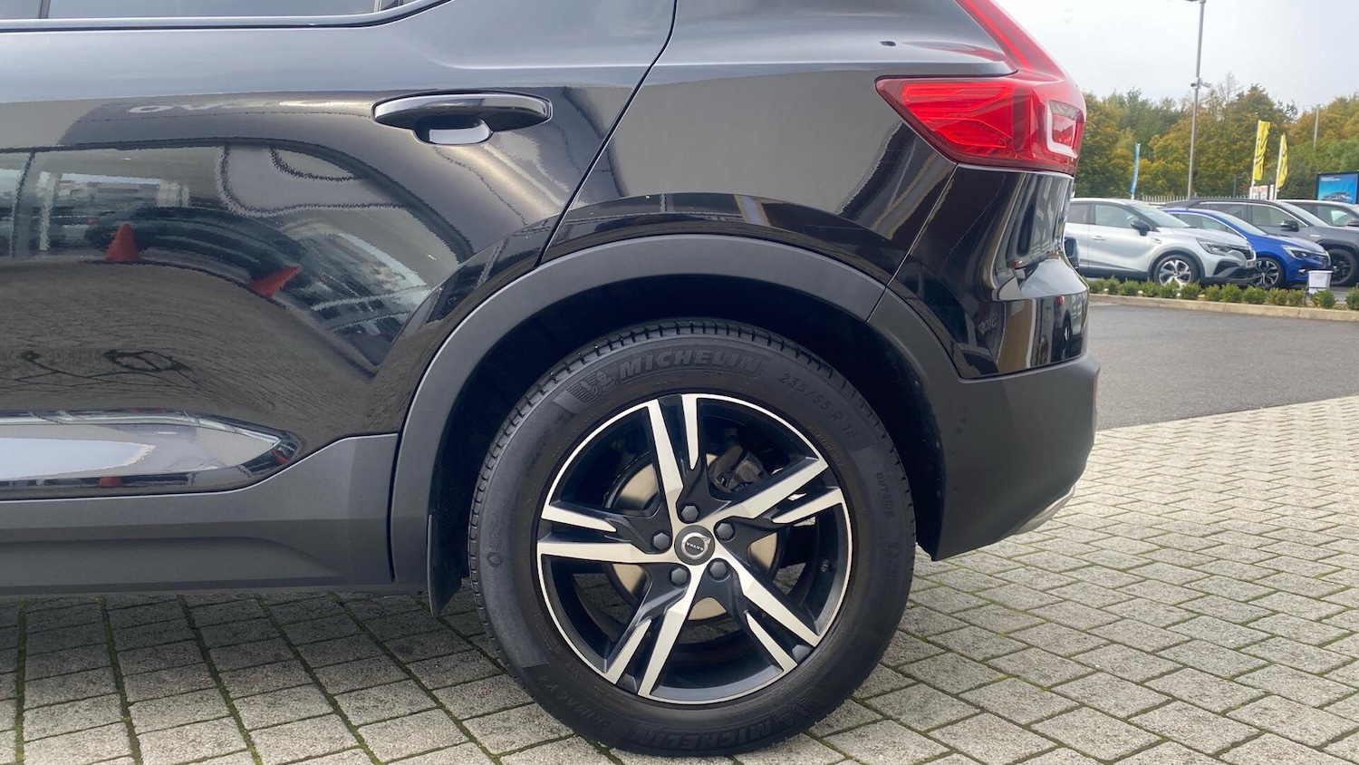 Used Volvo XC40 2020 for sale - 76832406: Photo 9