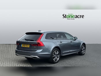 Used Volvo V90 Cross Country 2019 for sale - 78810016: Photo