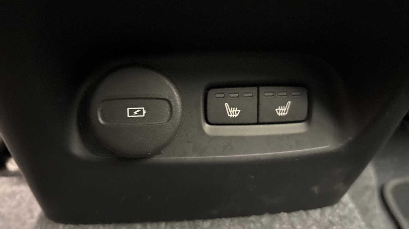 Used Volvo XC40 for sale - 77586173: Photo 17