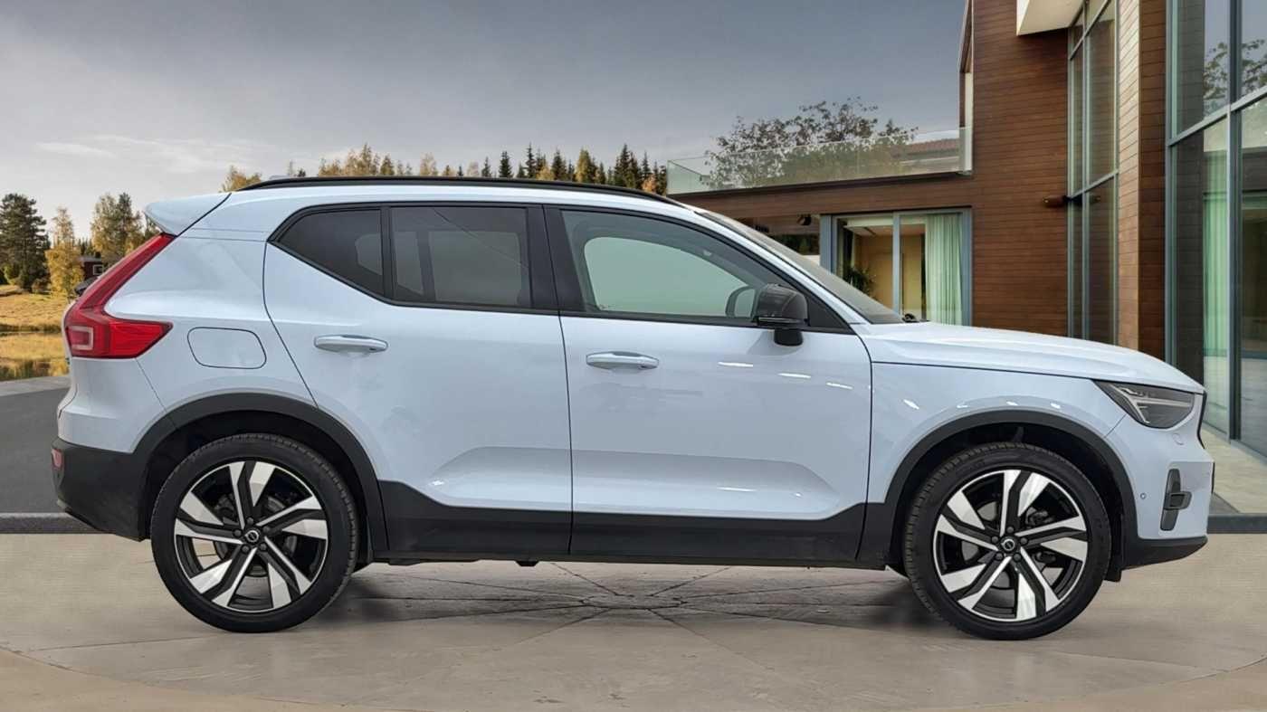 Used Volvo XC40 for sale - 77586173: Photo 2