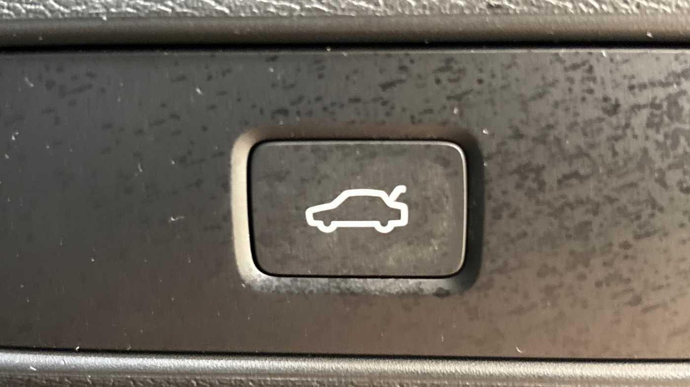 Used Volvo XC40 for sale - 77586173: Photo 30