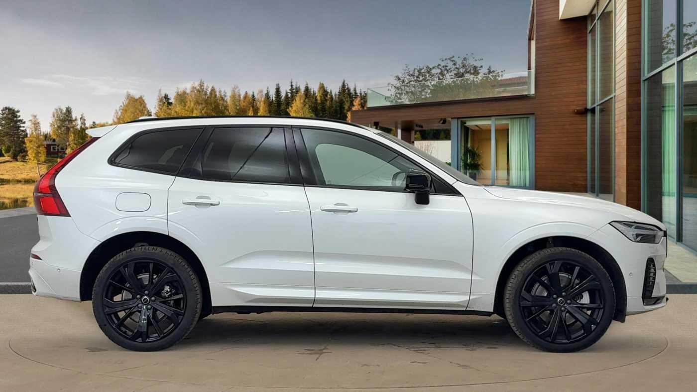 Used Volvo XC60 2025 for sale - 76715441: Photo 2