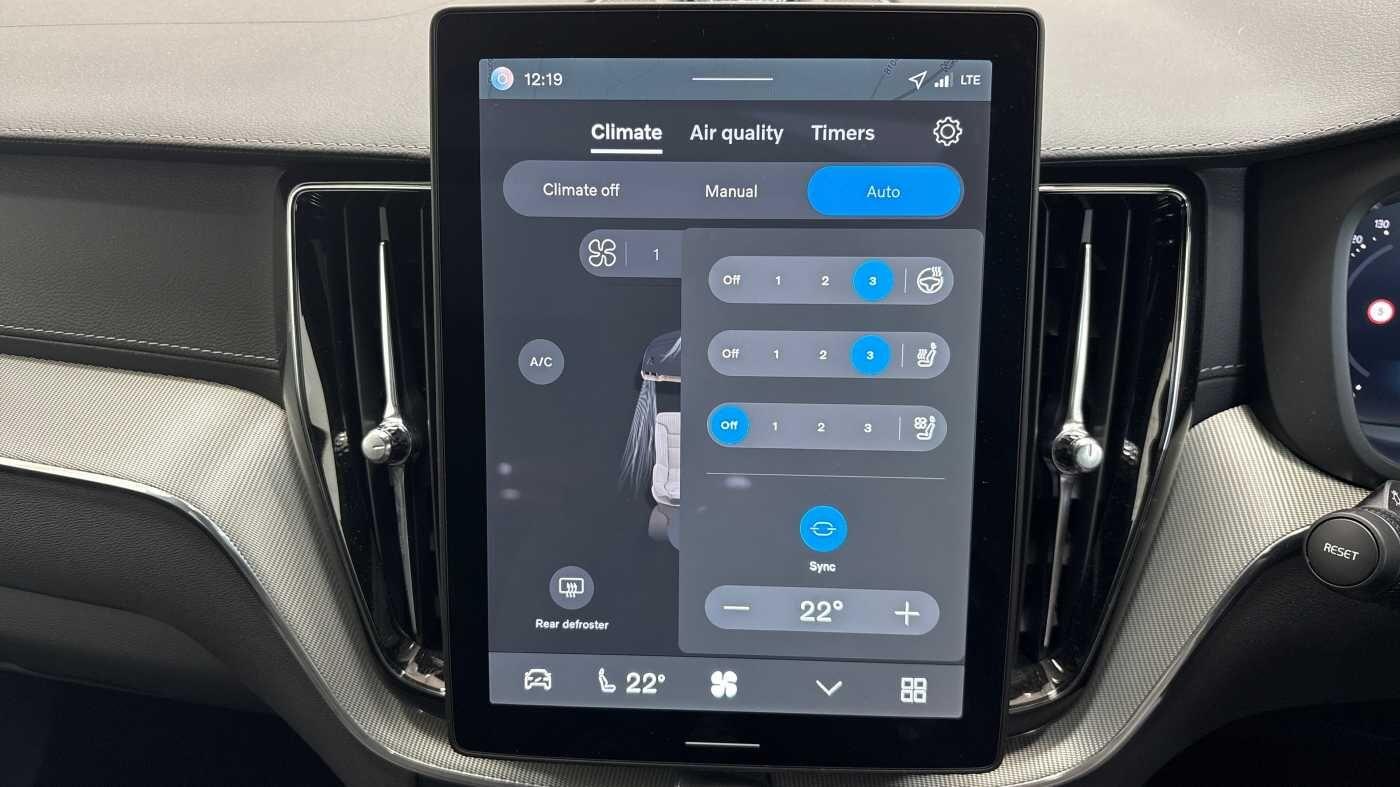 Used Volvo XC60 2025 for sale - 76715441: Photo 42