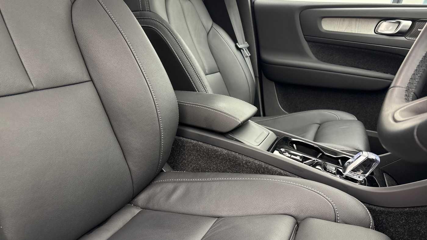 Used Volvo XC40 for sale - 78214229: Photo 30