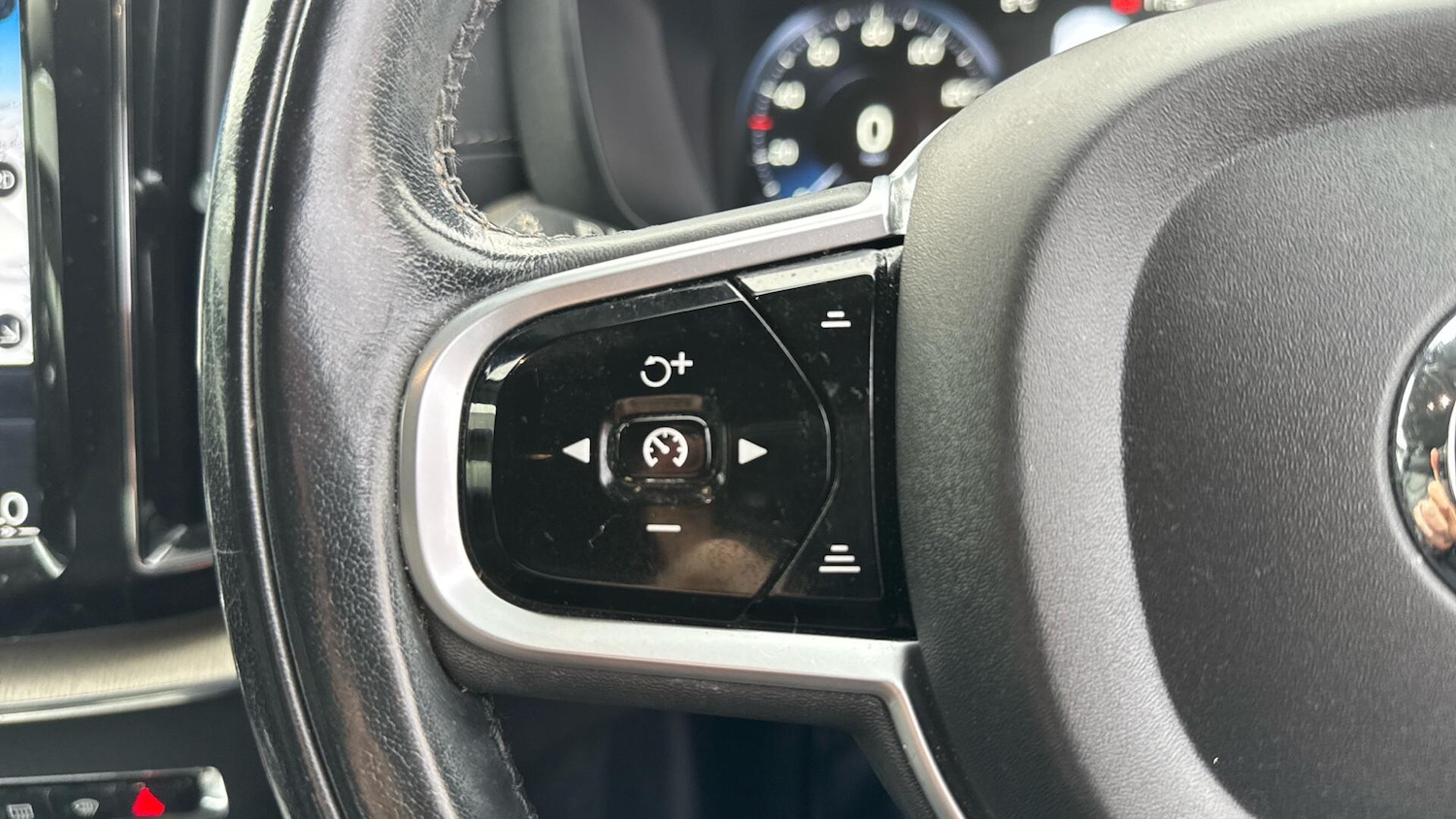 Used Volvo XC60 2019 for sale - 77440280: Photo 20