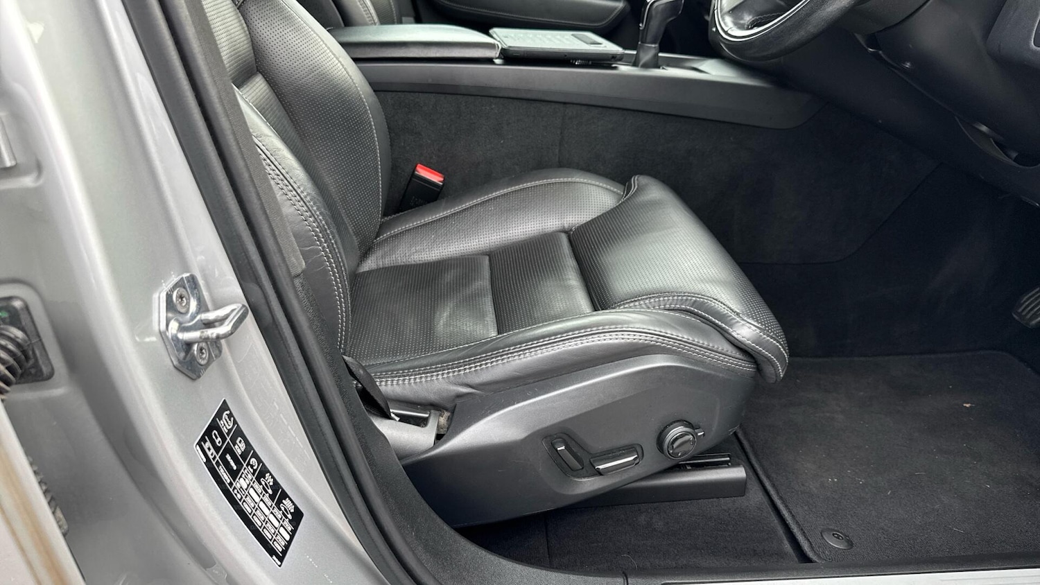 Used Volvo XC60 2019 for sale - 77440280: Photo 29