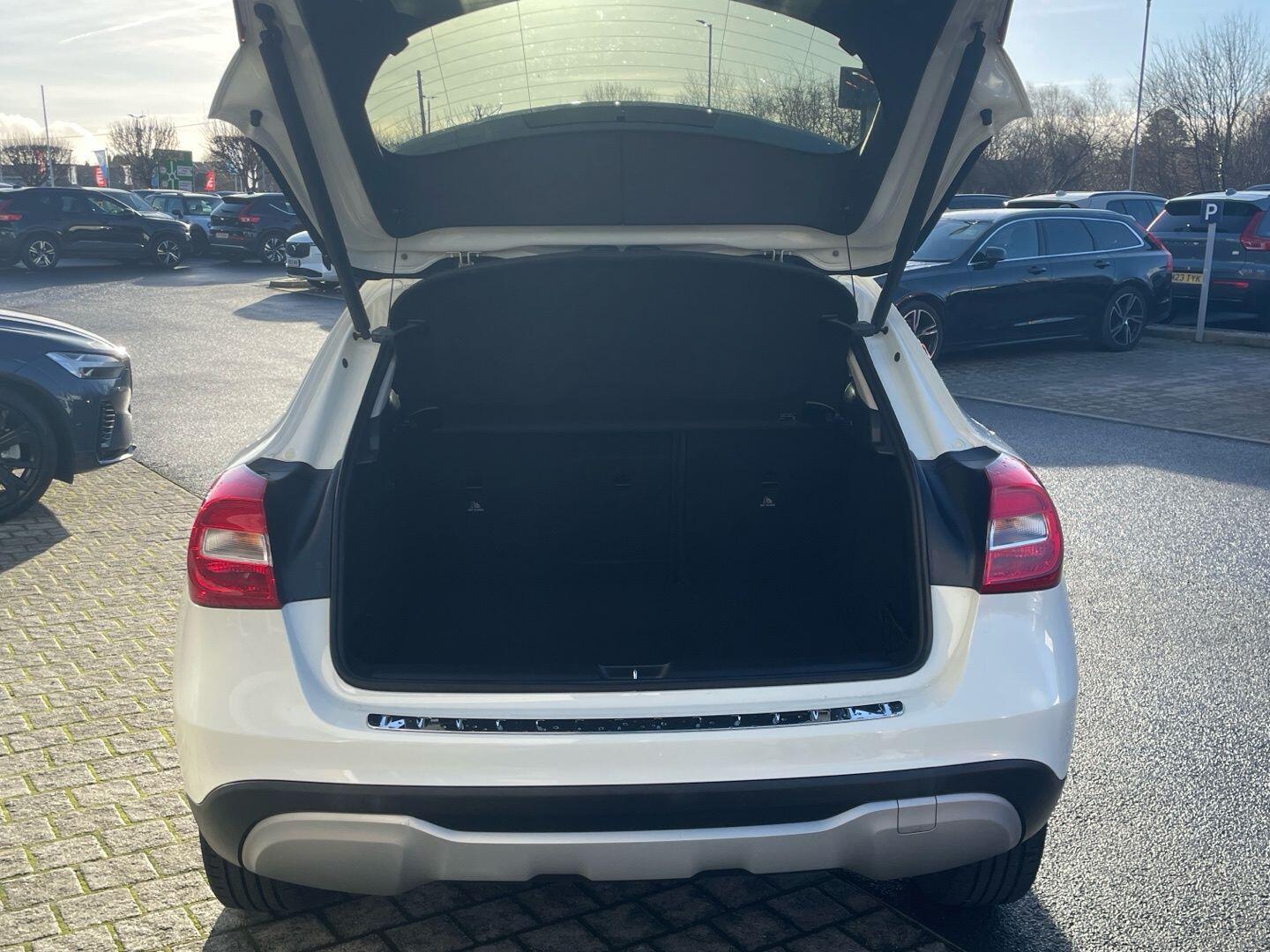 Used Mercedes-Benz GLA 2017 for sale - 77166950: Photo 13