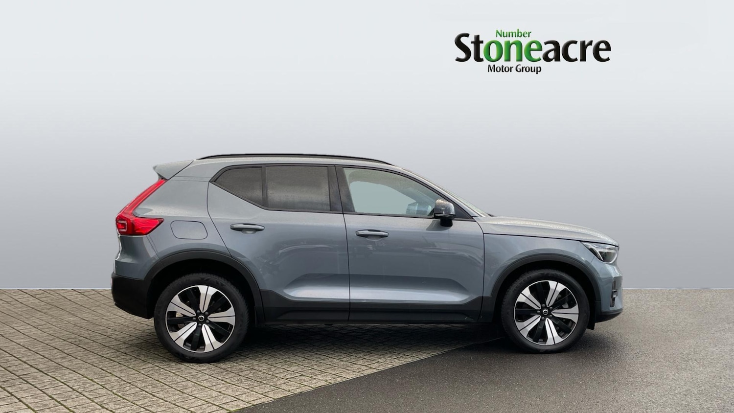 Used Volvo XC40 2023 for sale - 76887089: Photo 3