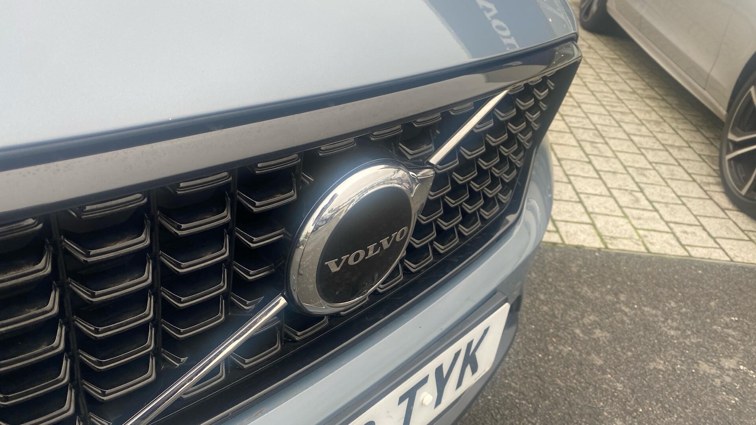 Used Volvo XC40 2023 for sale - 76887089: Photo 37