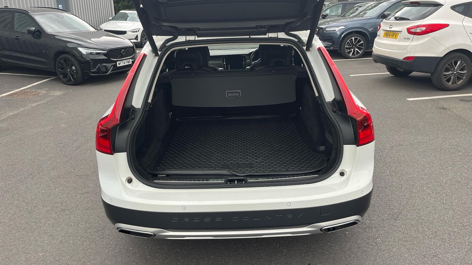 Used Volvo V90 2018 for sale - 76099263: Photo 13
