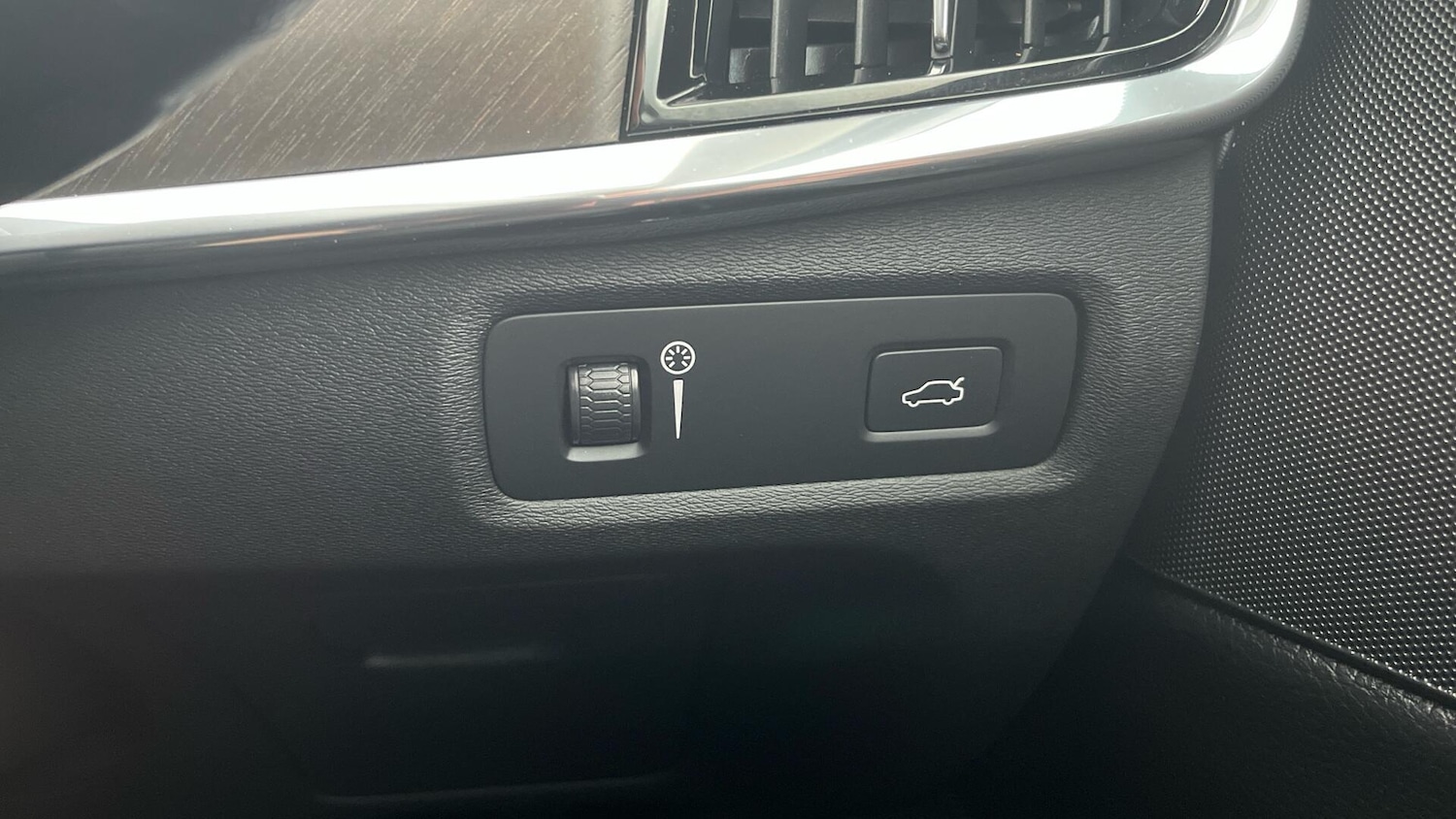 Used Volvo V90 2018 for sale - 76099263: Photo 16