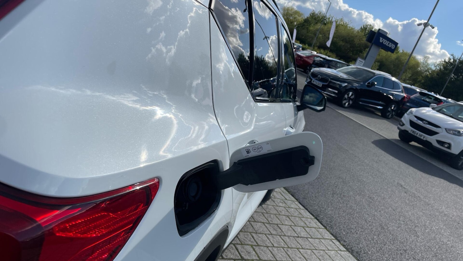 Used Volvo XC40 2025 for sale - 76824039: Photo 16