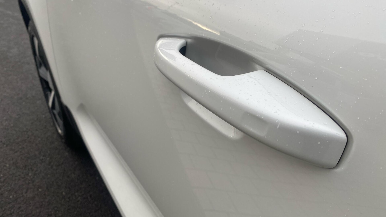 Used Volvo XC40 2024 for sale - 76825065: Photo 15