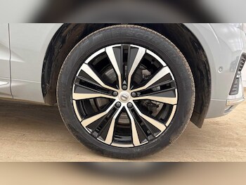 Used Volvo XC60 2025 for sale - 78276455: Photo