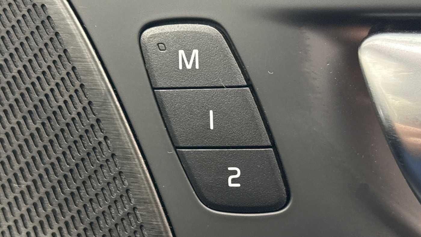 Used Volvo V60 2025 for sale - 77190883: Photo 27