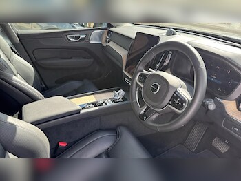 Used Volvo XC60 2025 for sale - 78362236: Photo