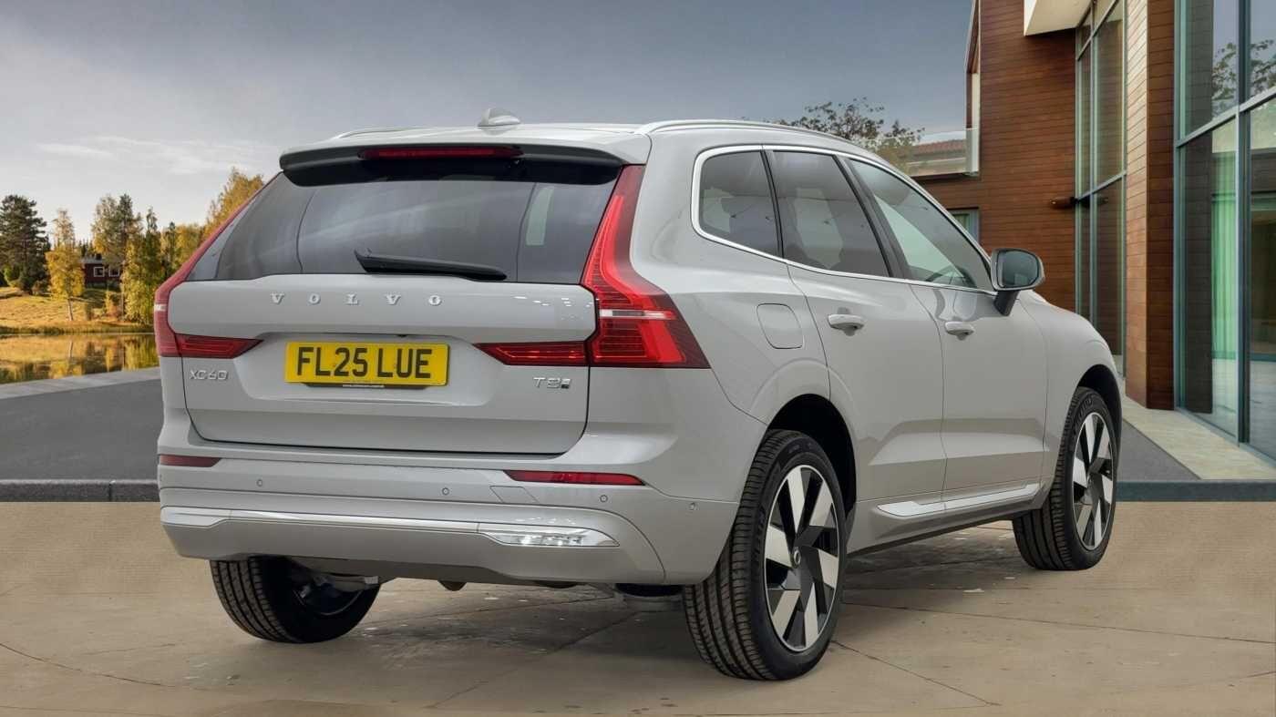 Used Volvo XC60 2025 for sale - 76596978: Photo 4