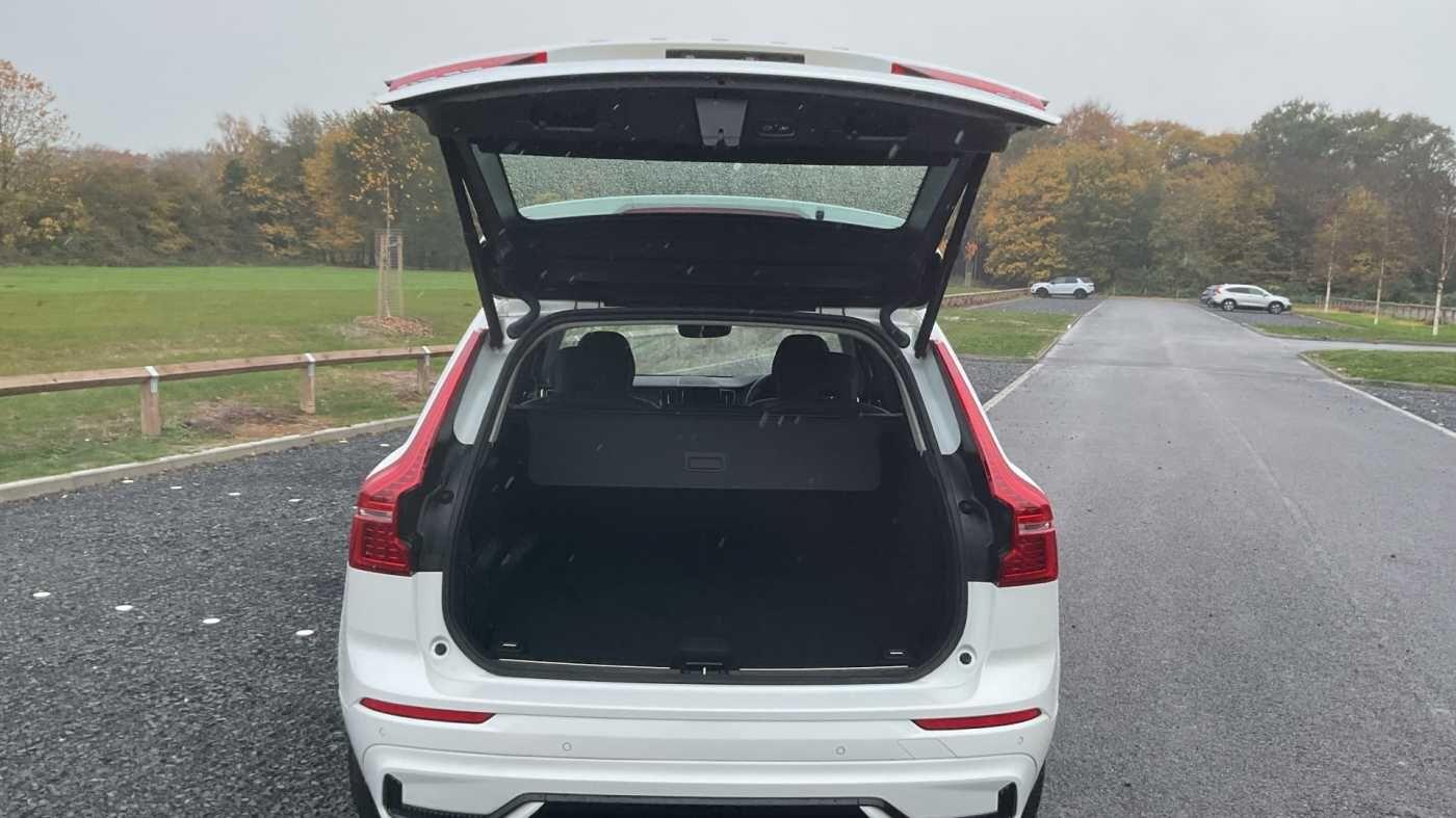 Used Volvo XC60 2023 for sale - 76887473: Photo 15