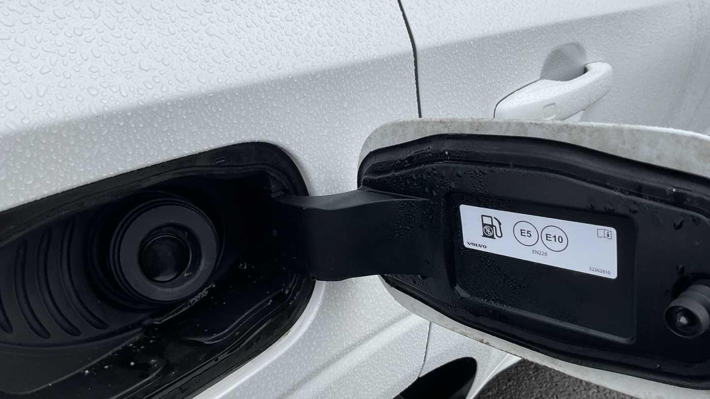 Used Volvo XC60 2023 for sale - 76887473: Photo 18