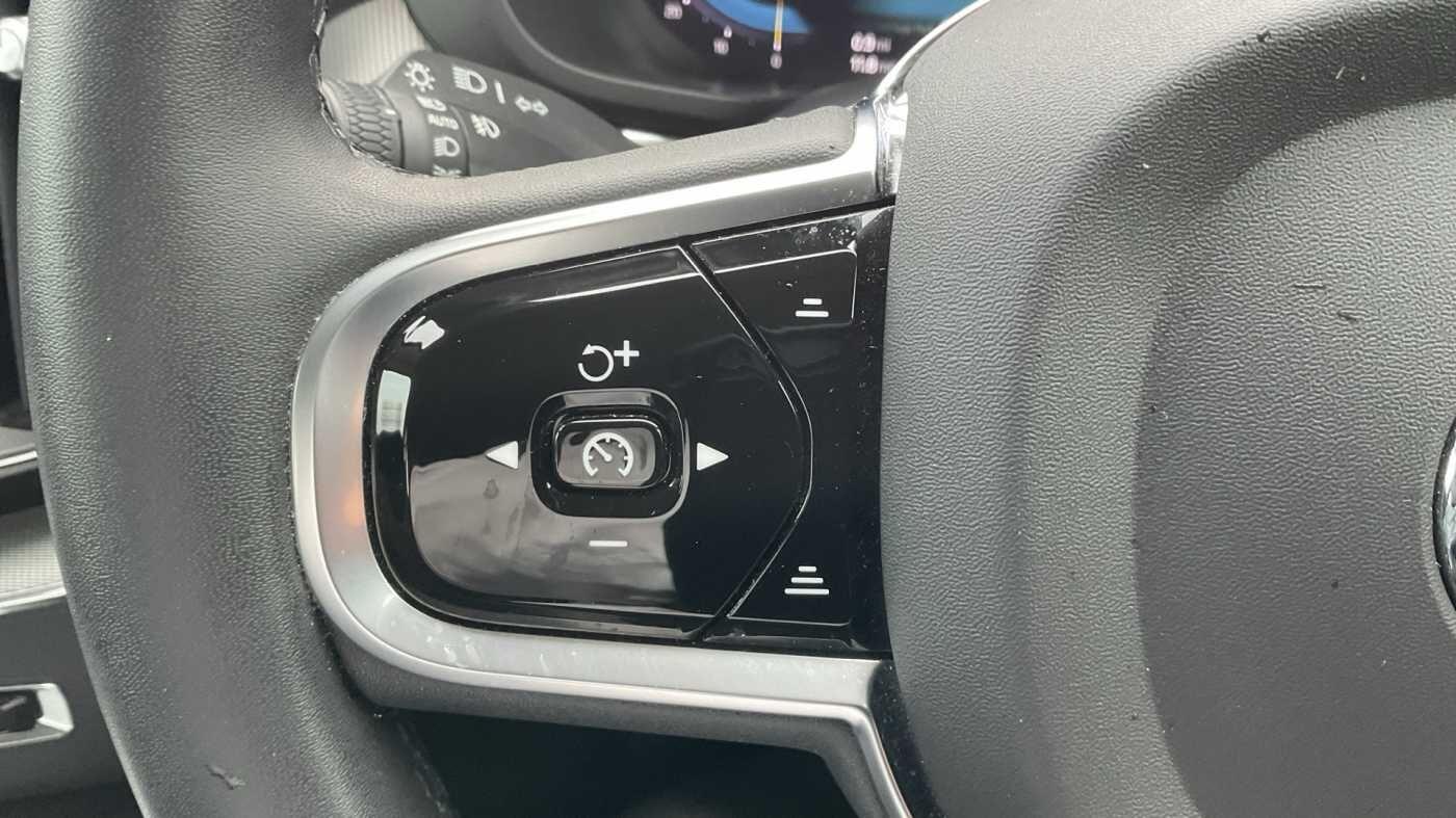 Used Volvo XC60 2023 for sale - 76887473: Photo 23