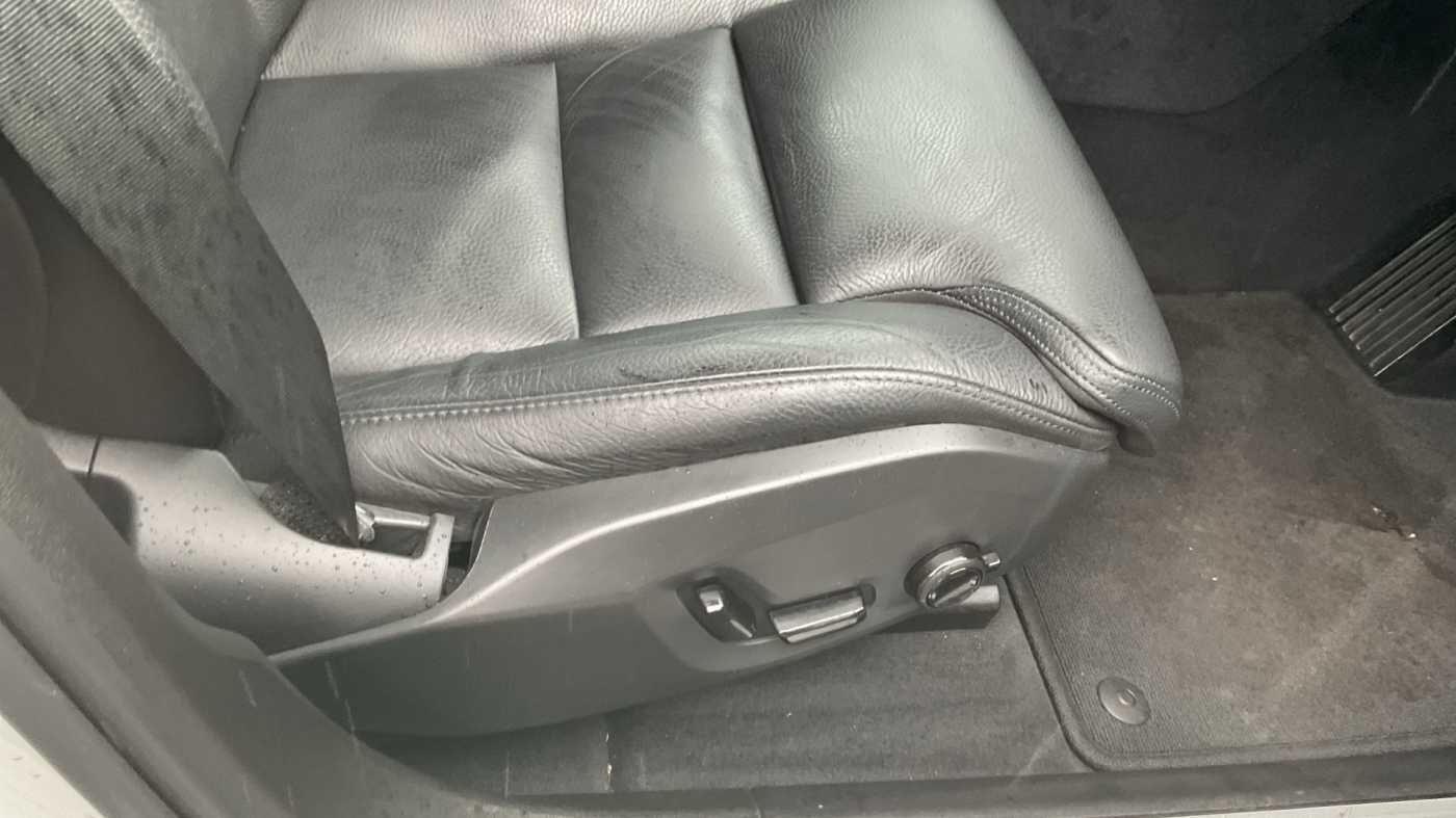 Used Volvo XC60 2023 for sale - 76887473: Photo 32