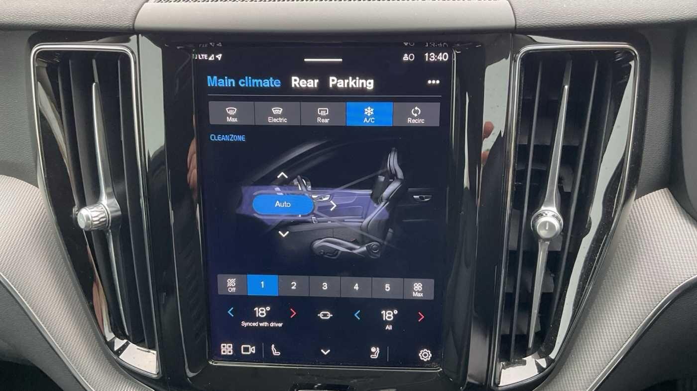 Used Volvo XC60 2023 for sale - 76887473: Photo 33